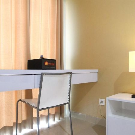 Comfortable Studio Apartment Grand Dhika City By Travelio Bekasi Dış mekan fotoğraf